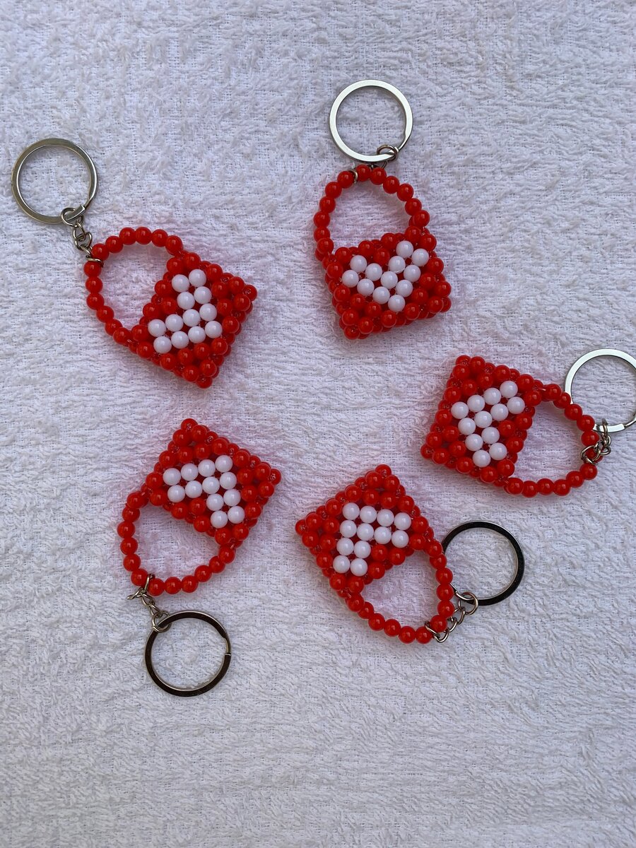 Porte-clés en perles colorées