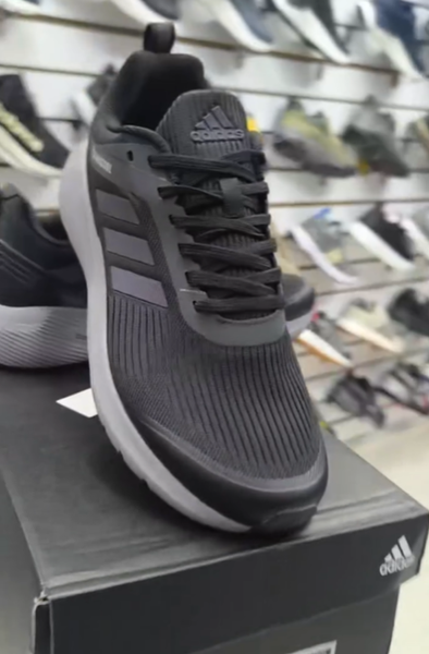 Мужские кроссовки Adidas