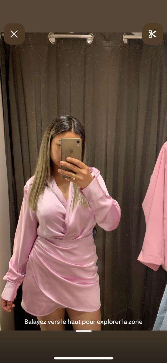 Robe cache-cœur rose satinée