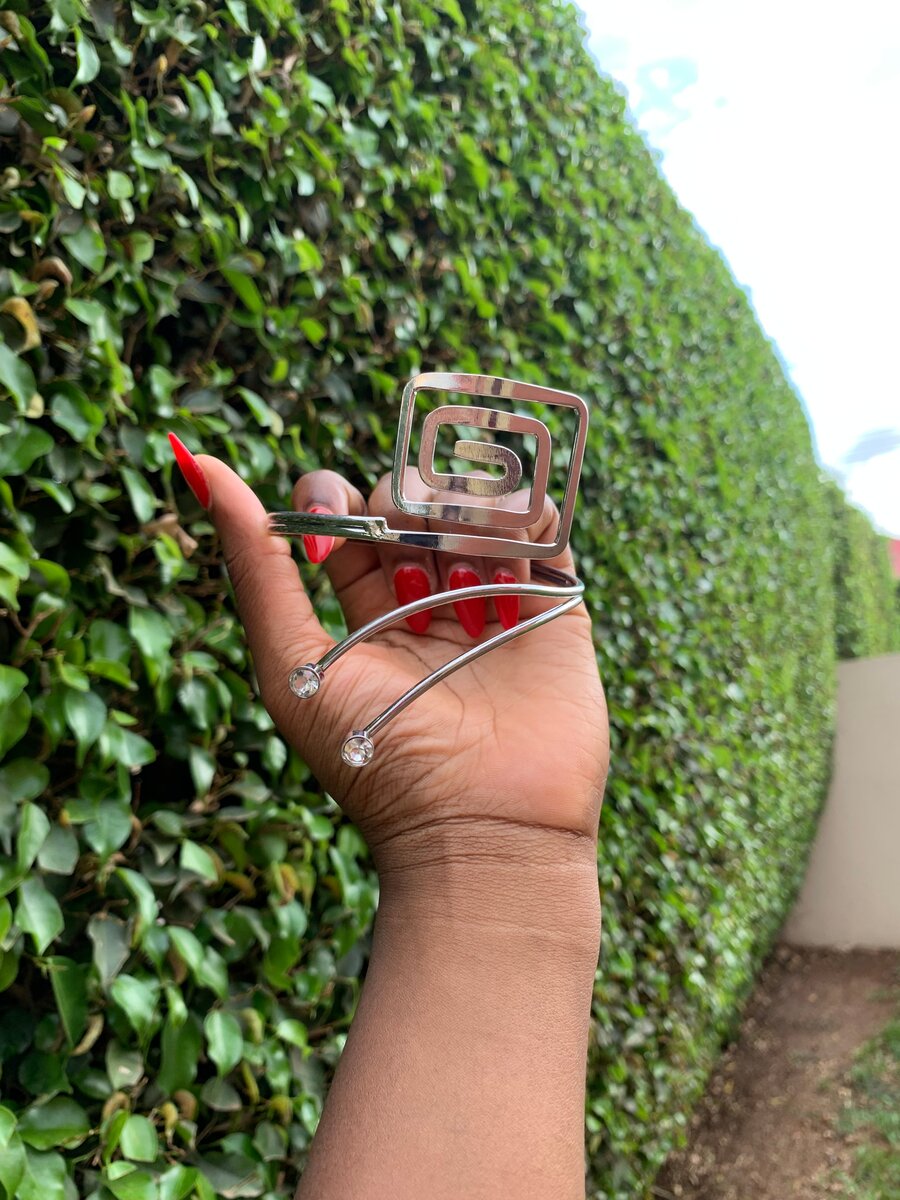 Bracelet manchette floral