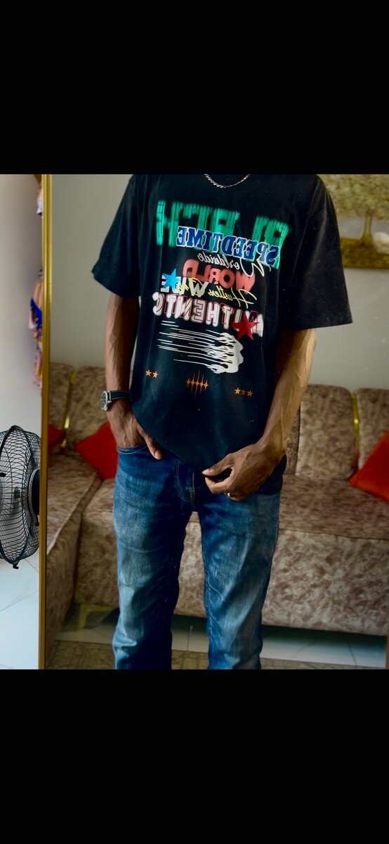 T-shirt noir imprimé tendance