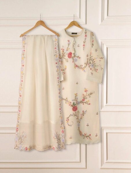 Organza 3 Peace Suit