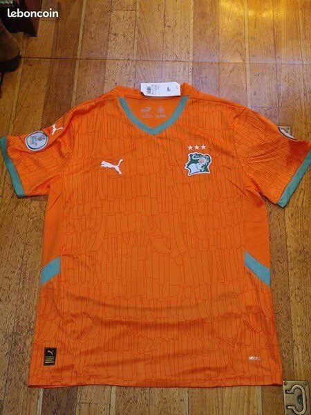 Maillots de football équipe nationale