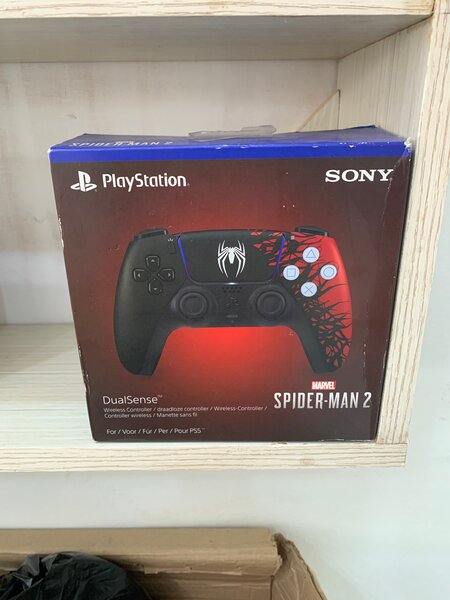Manette PS5 Spider-Man