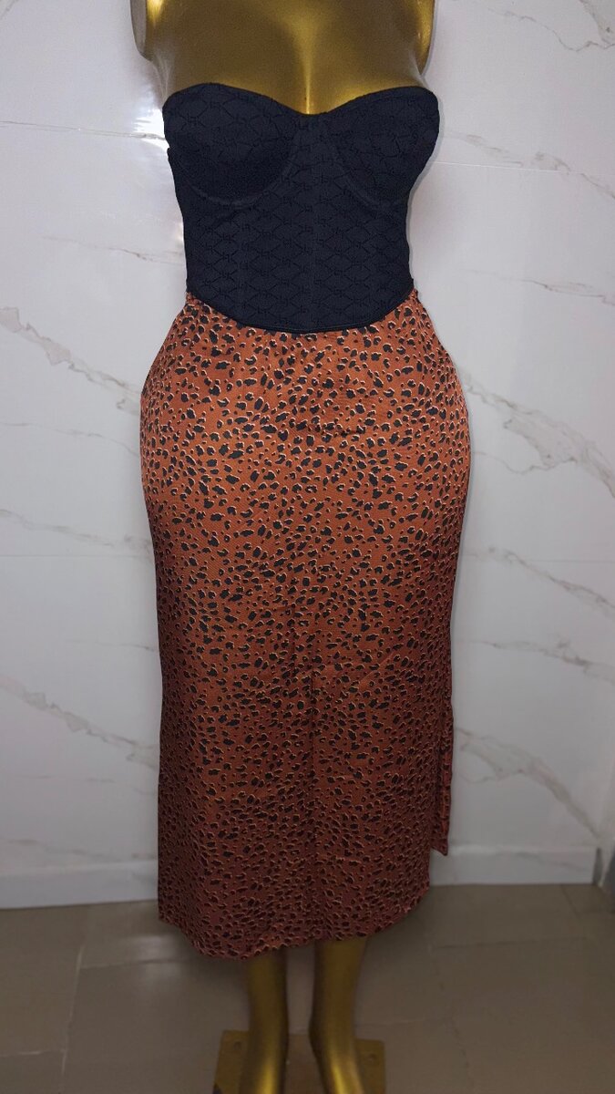 Jupe Longue Satinée Élégante