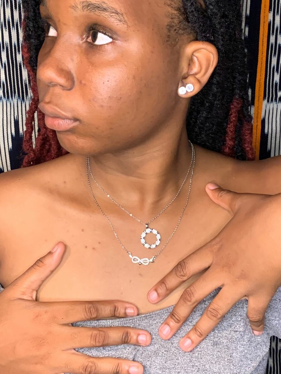 Circle Pendant Necklace with Crystal Details