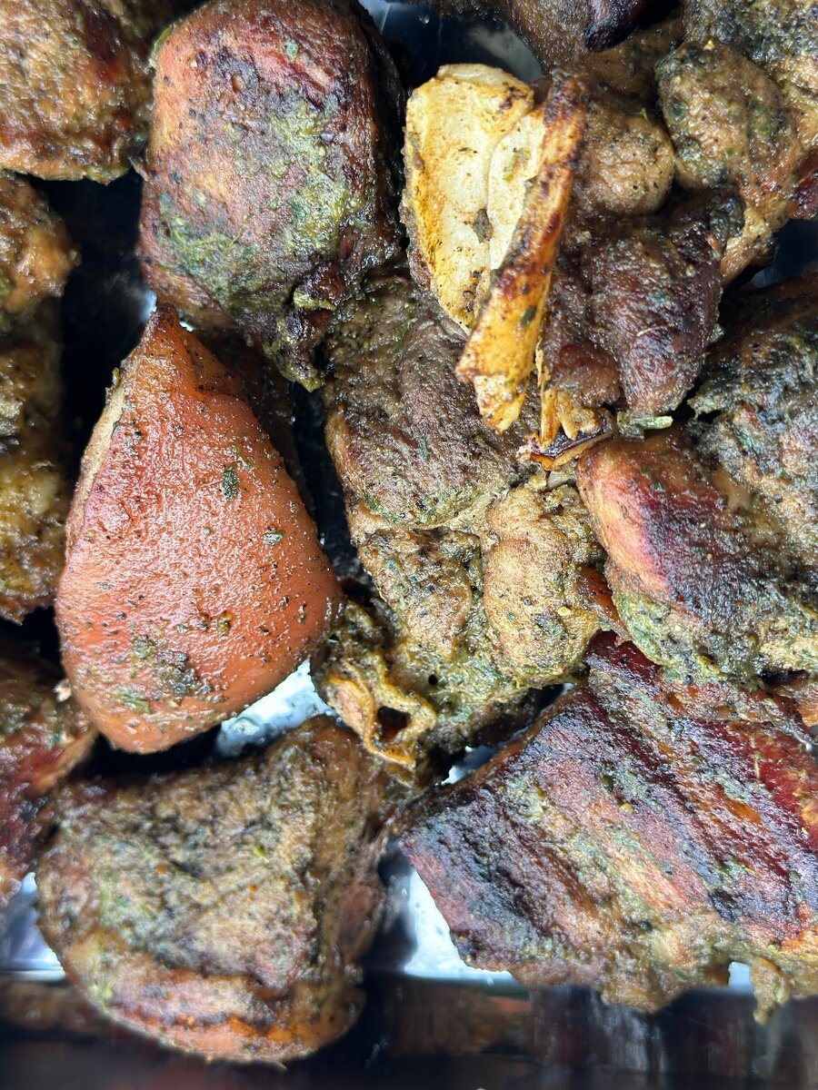 Porc au four et  Atieke