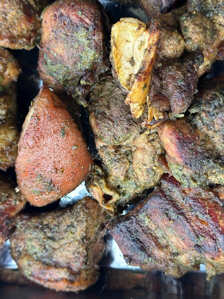 Porc au four et  Atieke