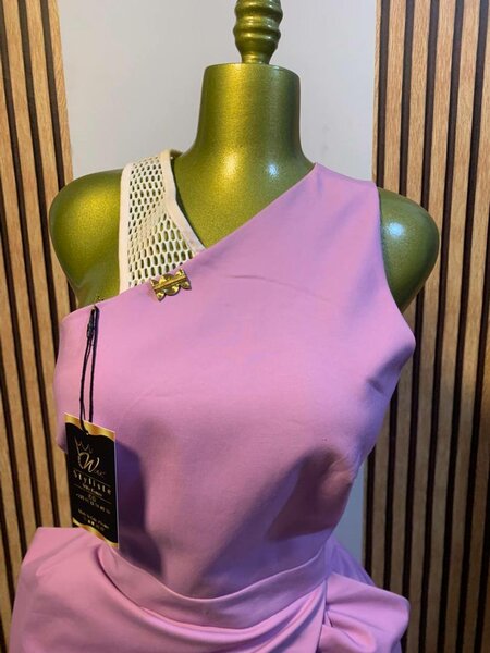 Robe asymétrique élégante