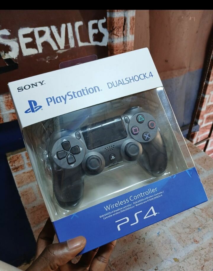 Manette PS4 DualShock 4