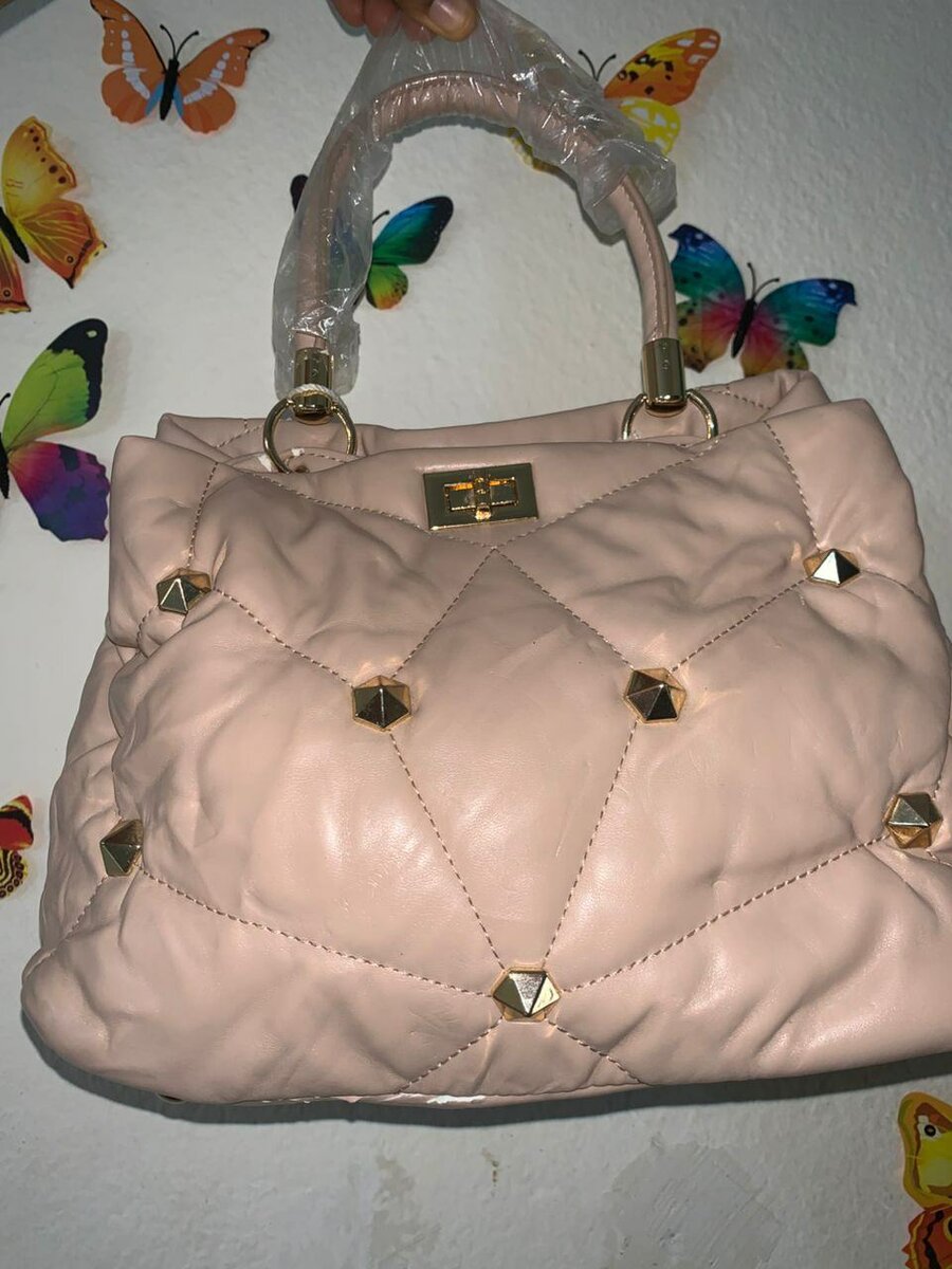 Sac à main élégant croco