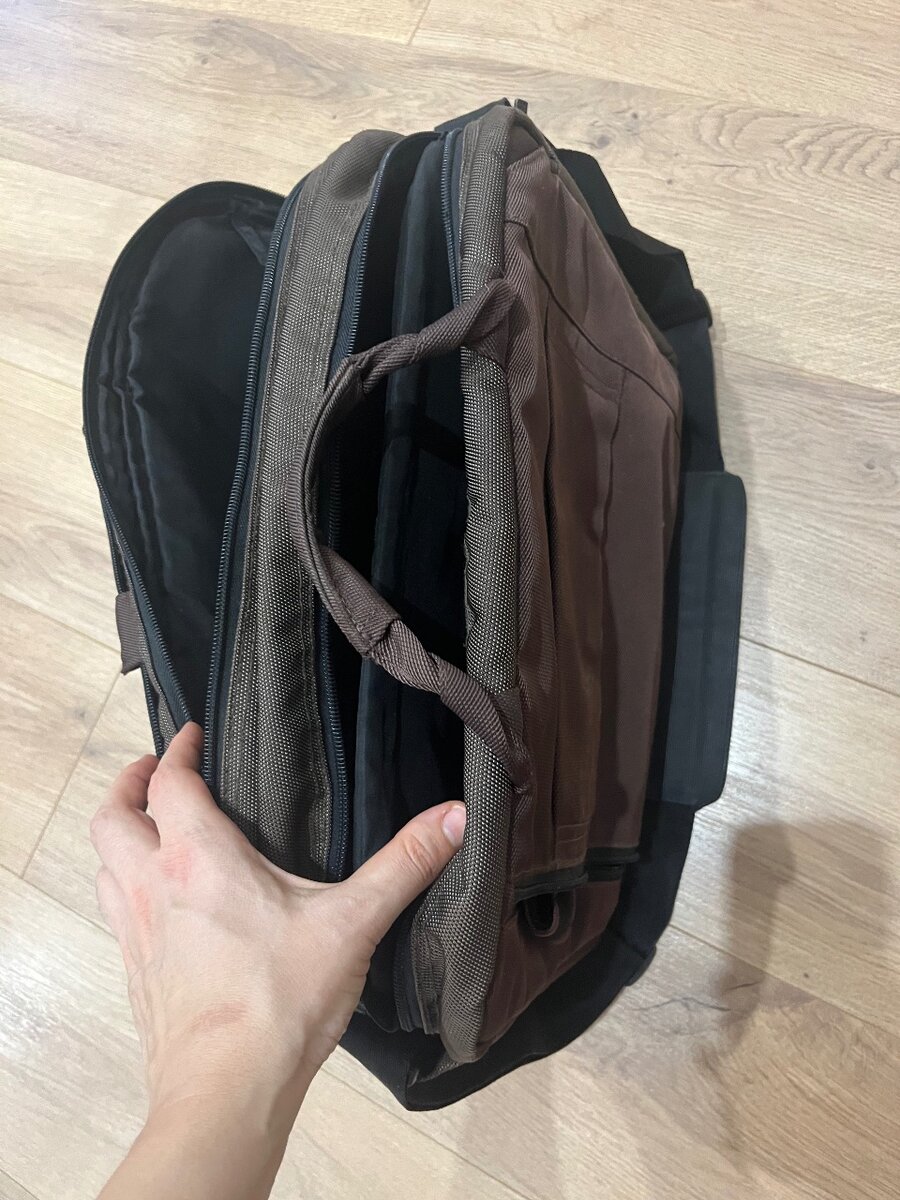 Рюкзак-сумка Tucano Largo Profilo