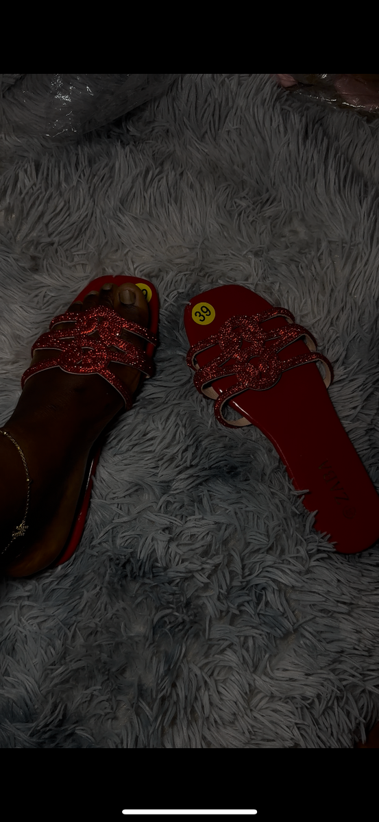 Sandales élégantes brodées