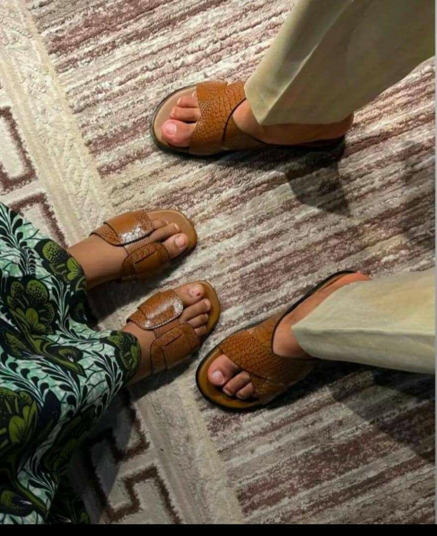 Sandales croisées en cuir