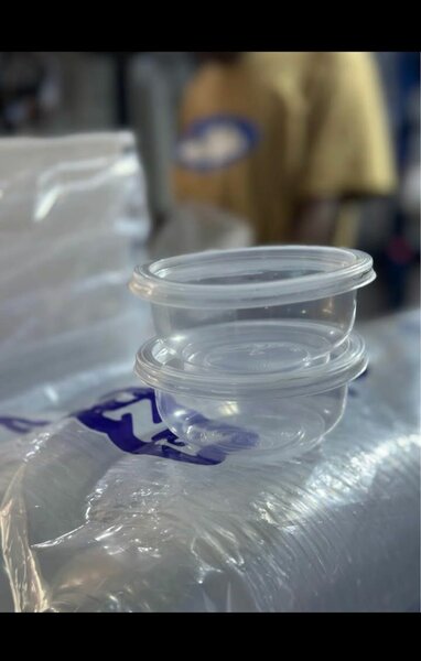 Boîtes en plastique 150 ml