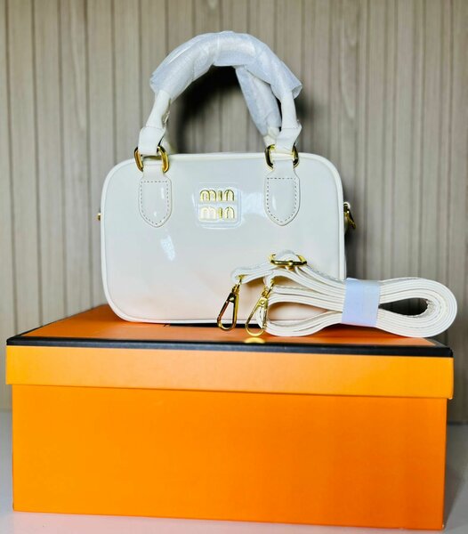 Sac à main élégant belge