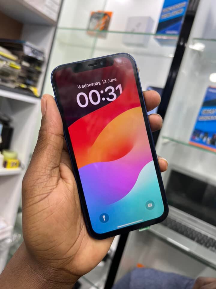 iPhone 8plus 64GB