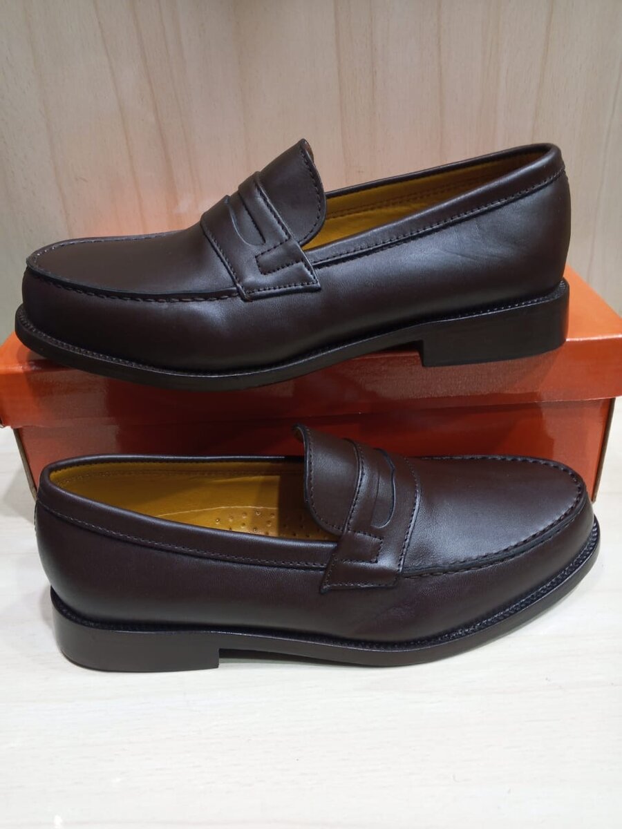 Mocassins élégants en cuir marron