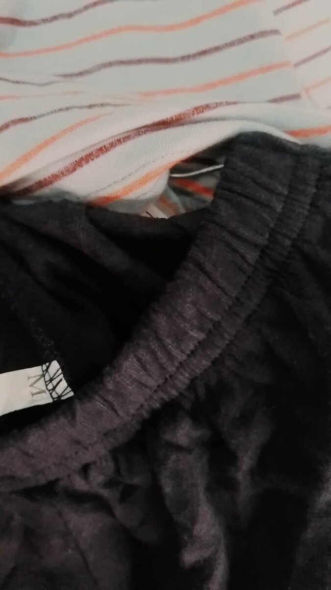 Ensemble de pyjama rayé confortable