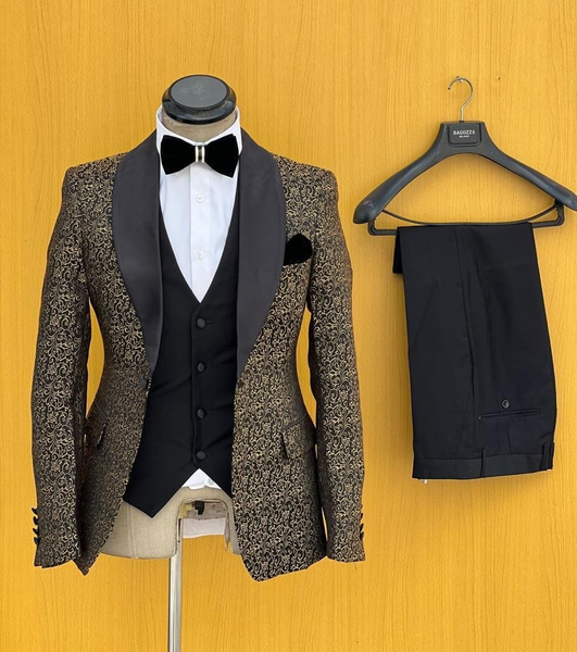 Suit noir beige