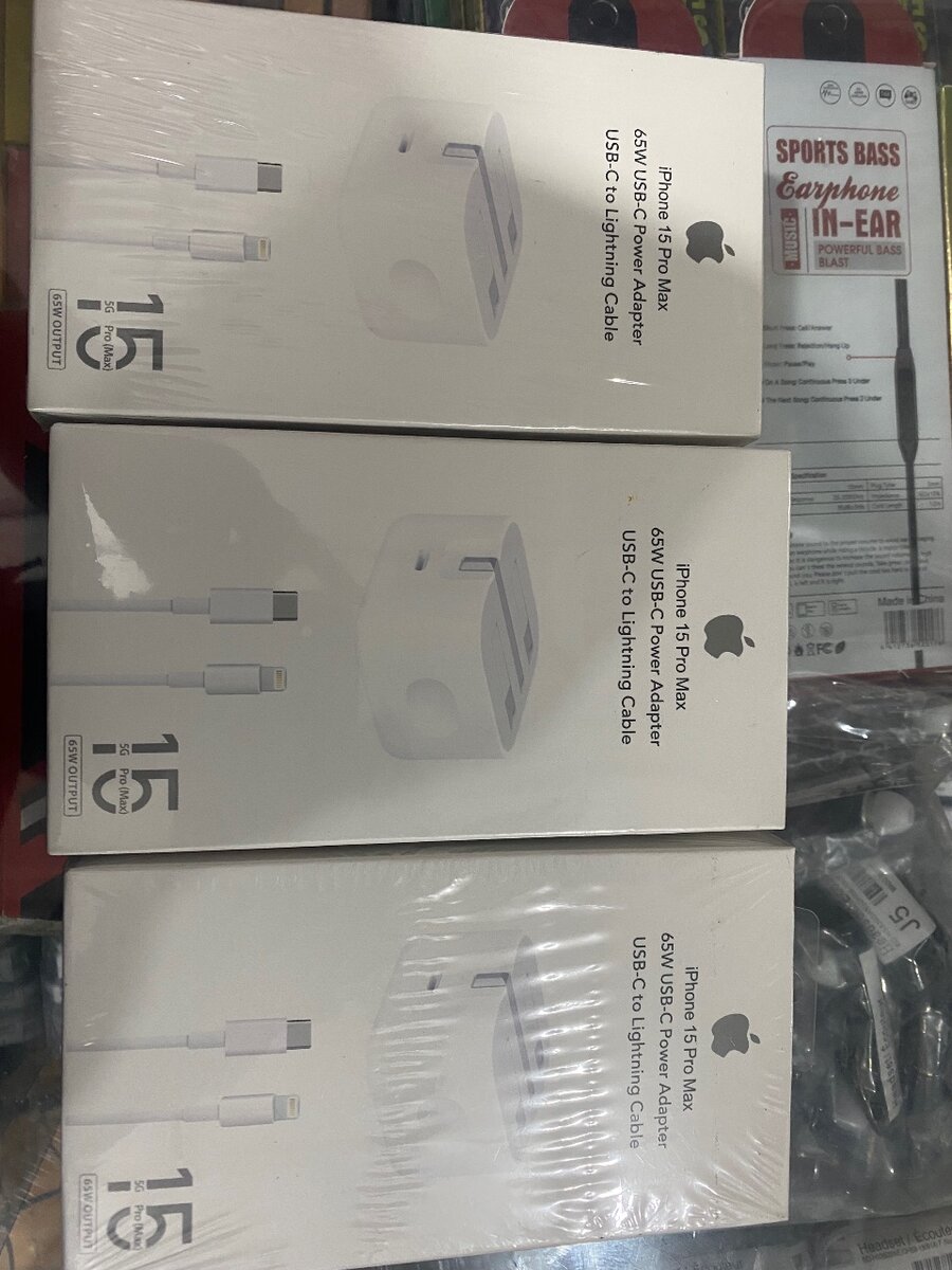 65W iPhone fast chargers