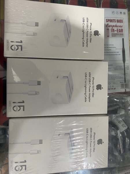 65W iPhone fast chargers