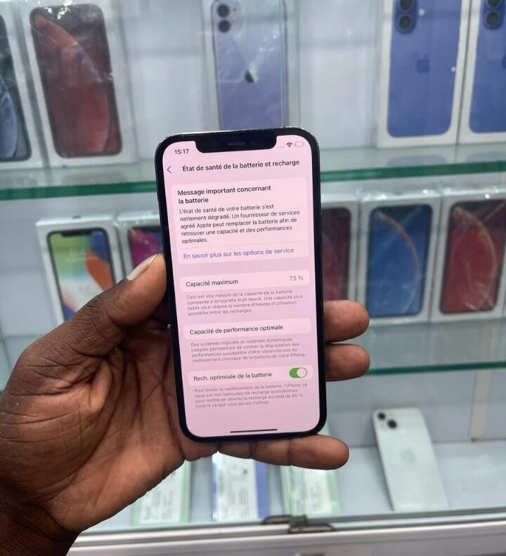 iPhone 12 Pro Max Noir 256 Go