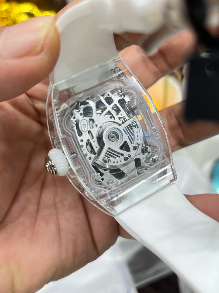 Montre crystal homme luxe