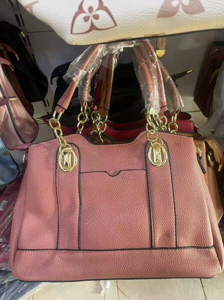 Sac à main élégant en cuir