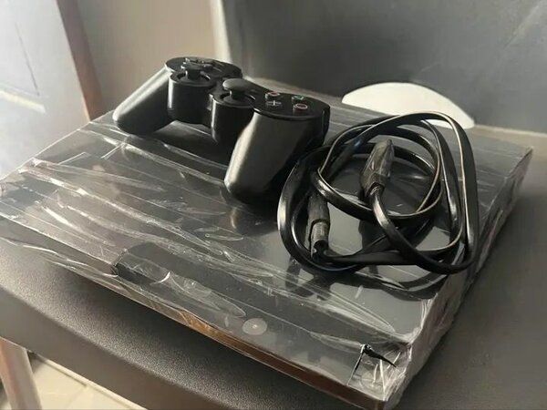 Console de jeu avec manette