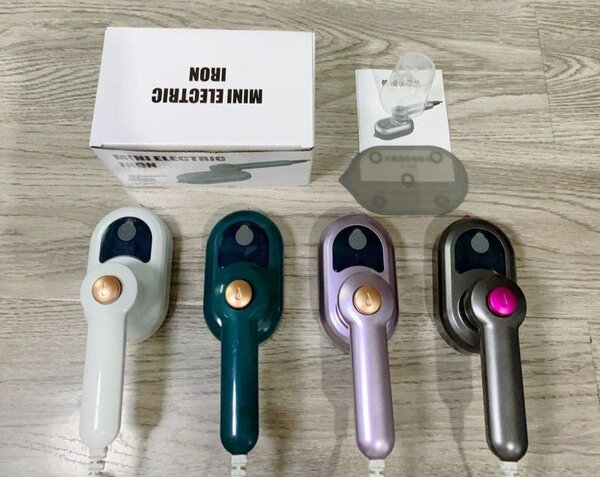 mini electronic handdheld iron