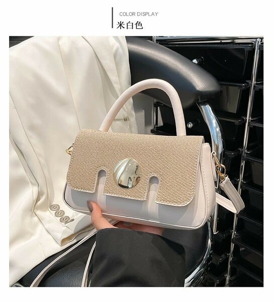 Sac à main élégant bleu clair