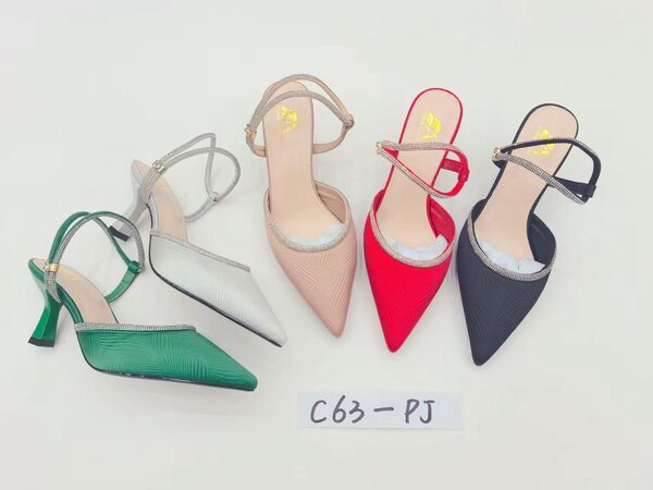 Chaussures à talon colorées