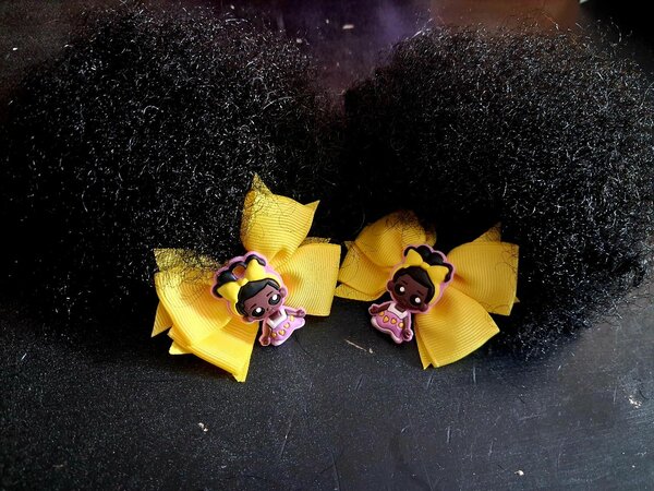 Postiches colorés pour enfants