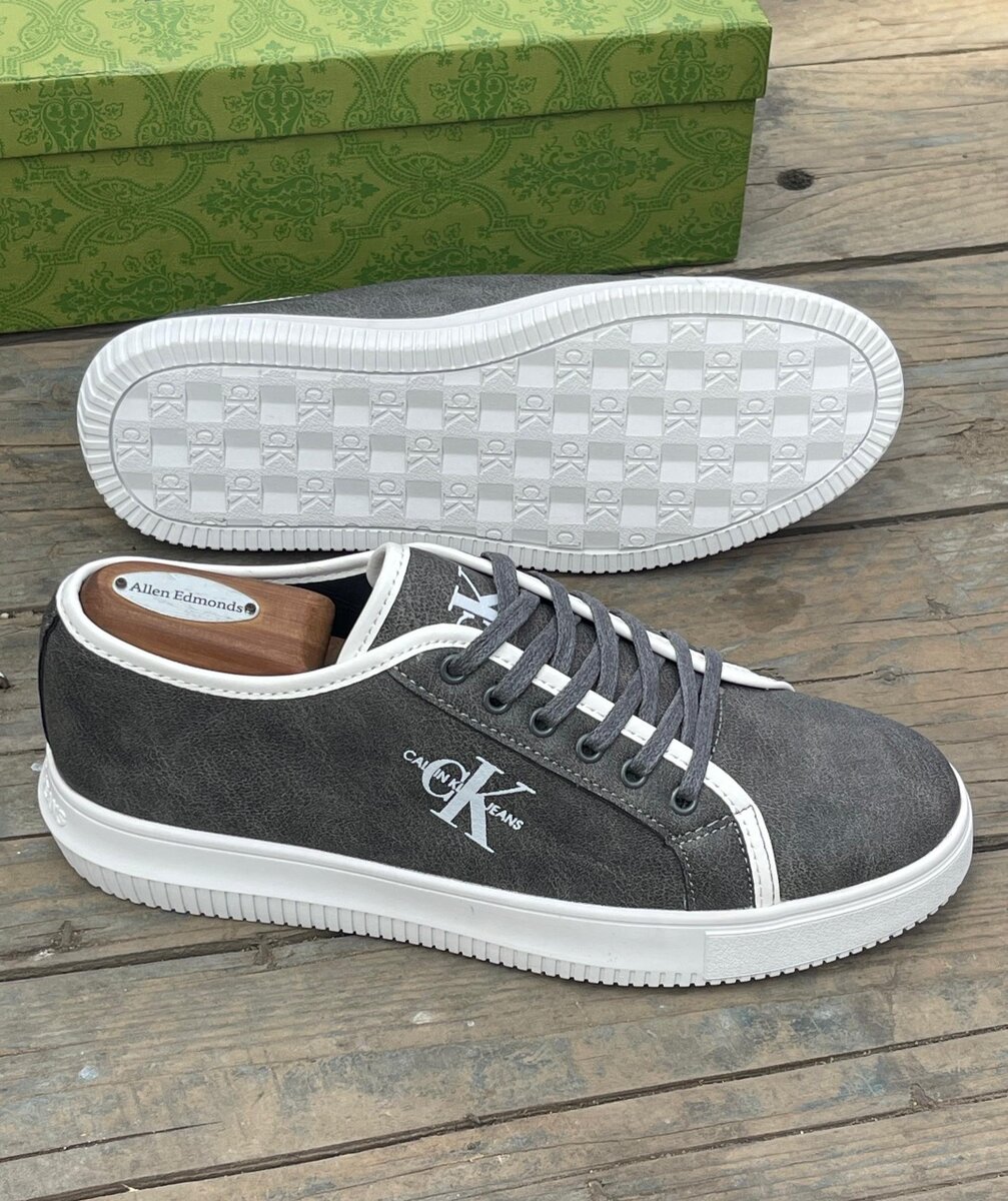 CALVIN KLEIN GRAY AND WHITE