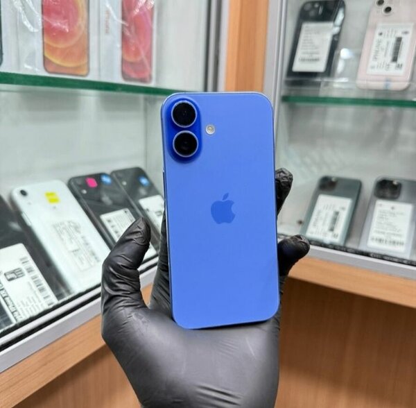 iPhone bleu moderne