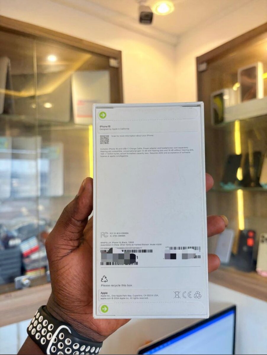 IPHONE 16 PRO MAX 256 gig