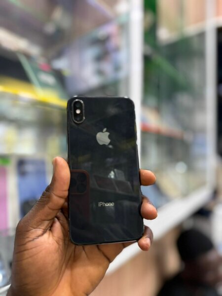 iPhone X 64Go sans id