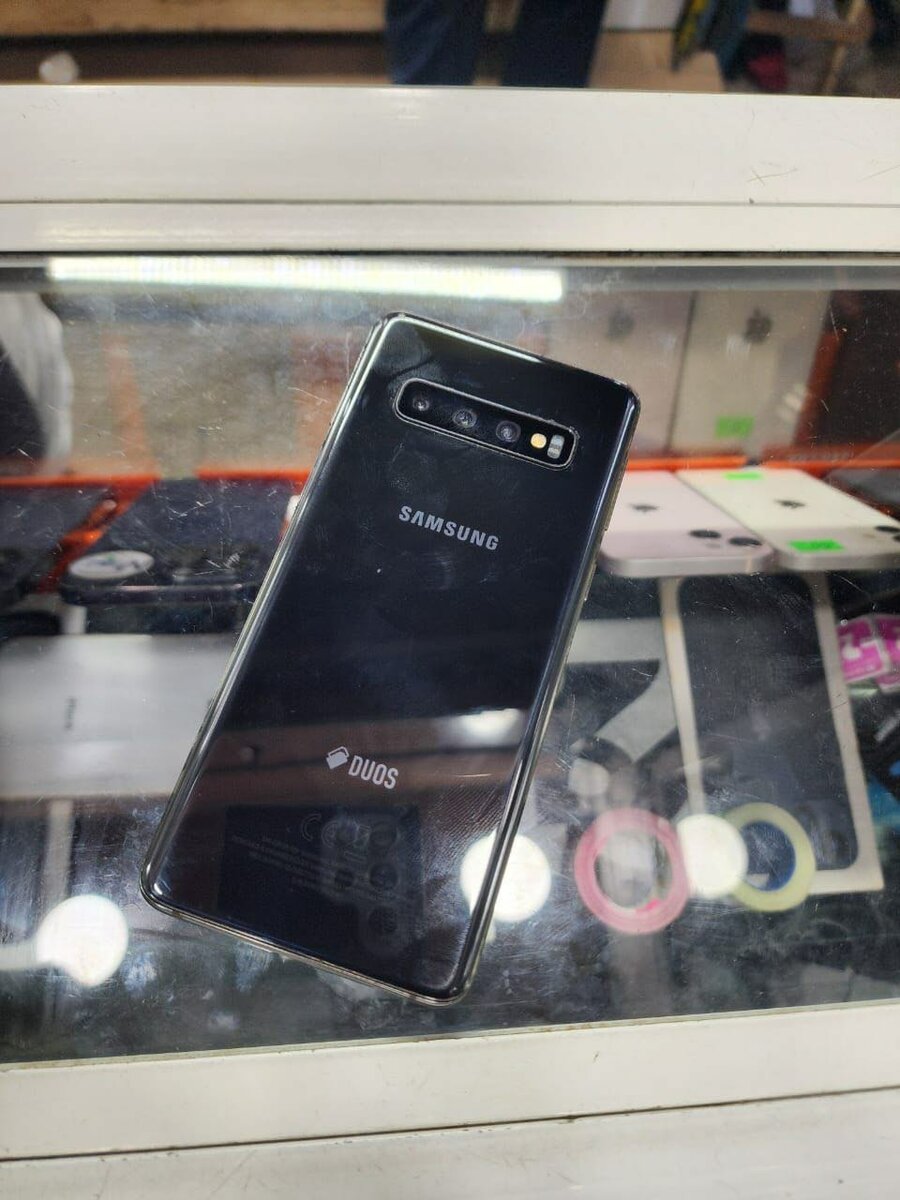 Samsung Galaxy s10 128 giga