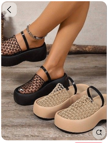 Sandales à plateforme transparentes