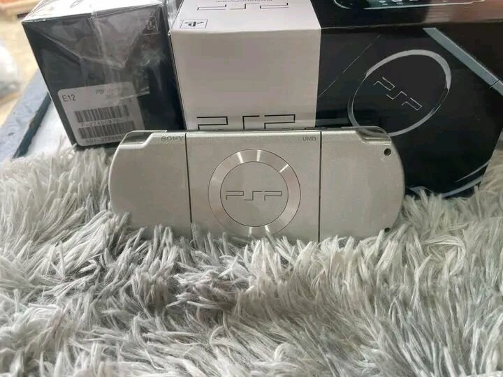 Console portable PSP Sony
