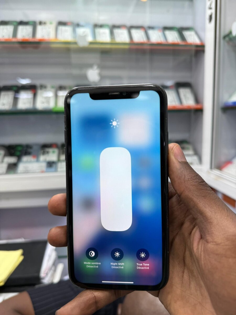 iPhone 11simple 128Go tout