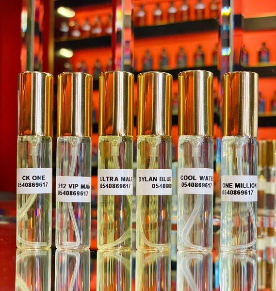 Both men and women oil perfumes