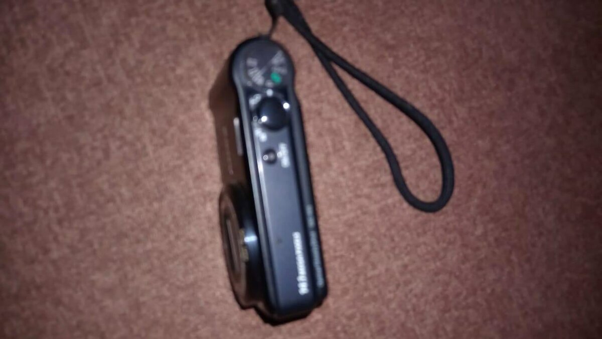 Sony Cyber-shot 14.1 MP