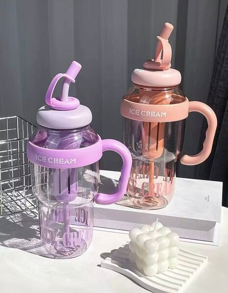 Gourde Ice bottle avec paille