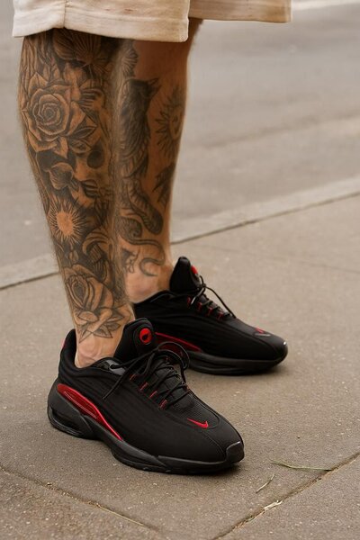 Sneakers noirs stylés homme