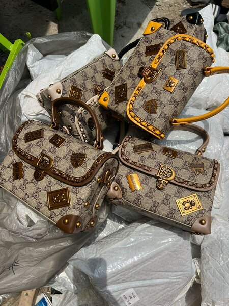 Sac à main moderne en cuir