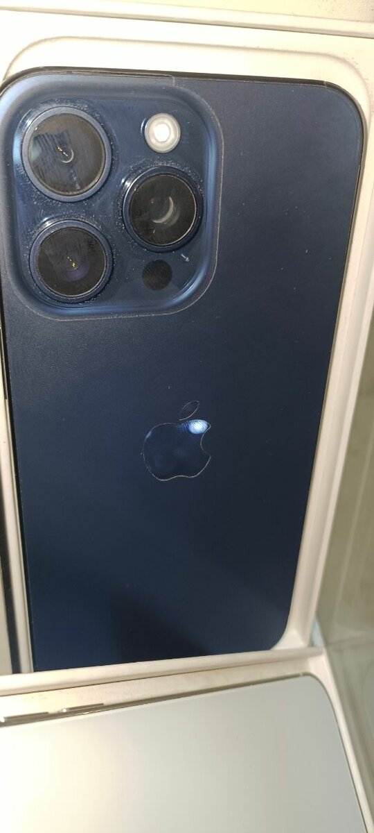 15 PRO MAX 512 GB FACTORY UNLOCK 96 BATTERY HEALTH PHYSICAL