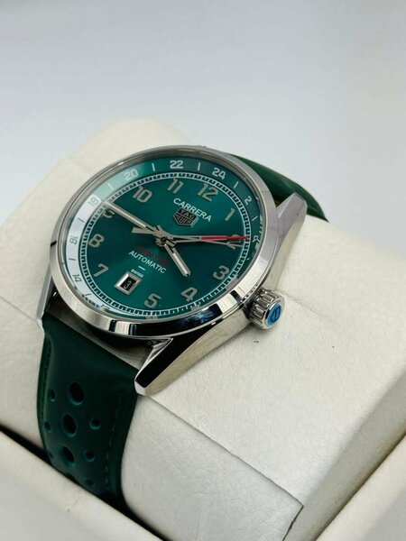 Montre automatique verte élégante