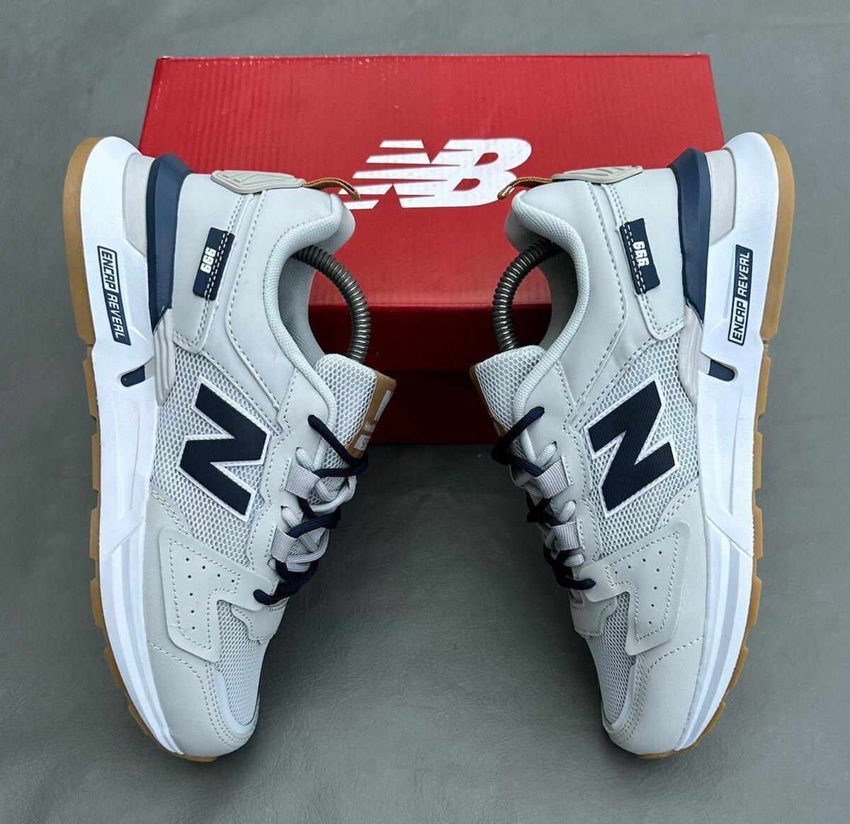 NEW BALANCE CLASSIQUE LIGHT